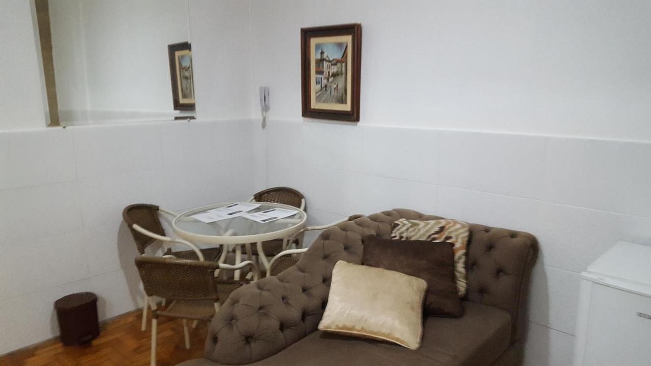Comodidade E Seguranca No Centro เบโลโอรีซอนชี ภายนอก รูปภาพ