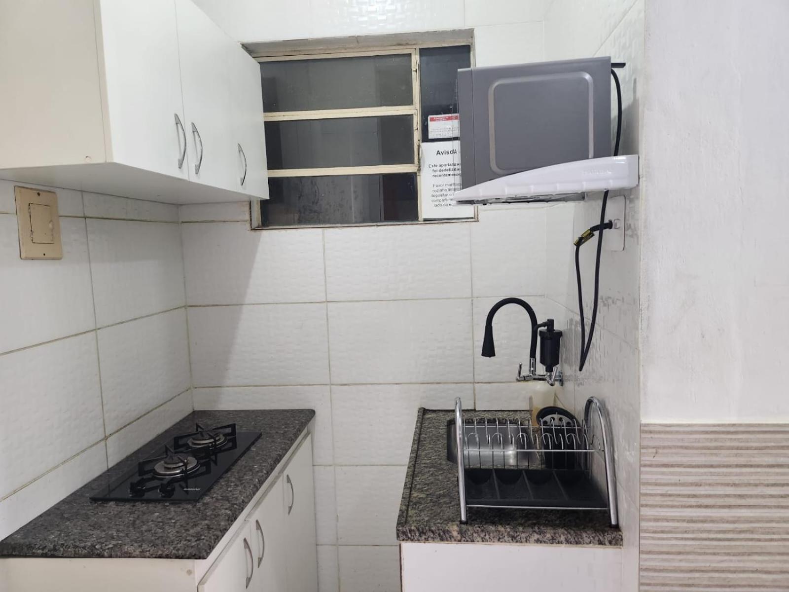 Comodidade E Seguranca No Centro เบโลโอรีซอนชี ภายนอก รูปภาพ